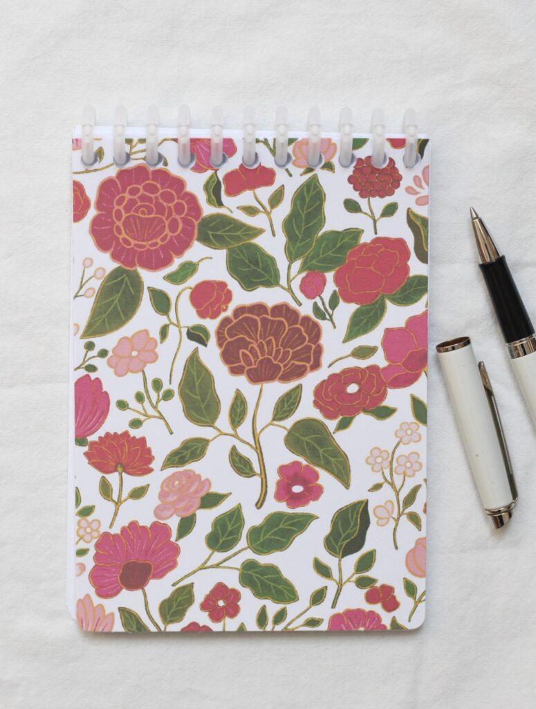 Carnet Saigon fleurs roses