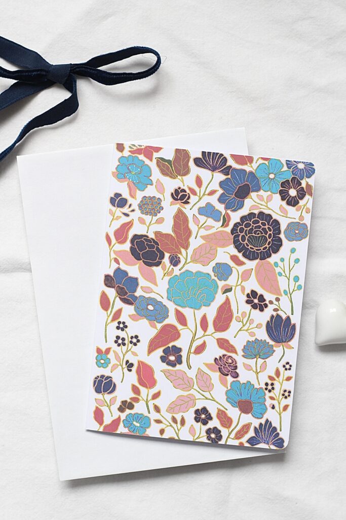 Carte double Saigon fleurs bleues