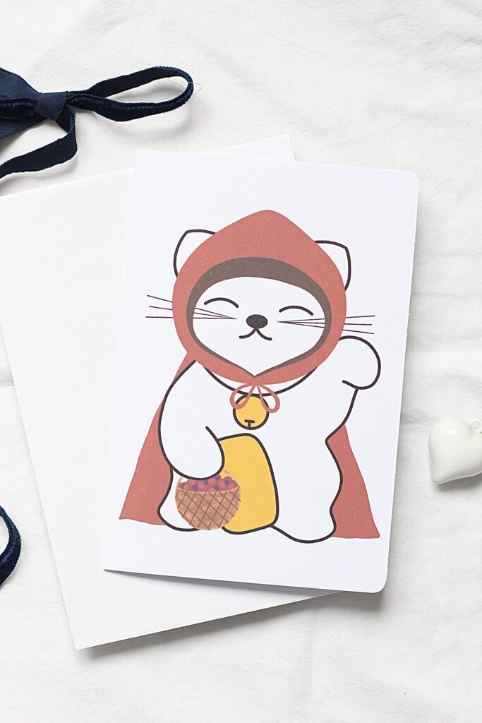 Carte double maneki neko chaperon rouge