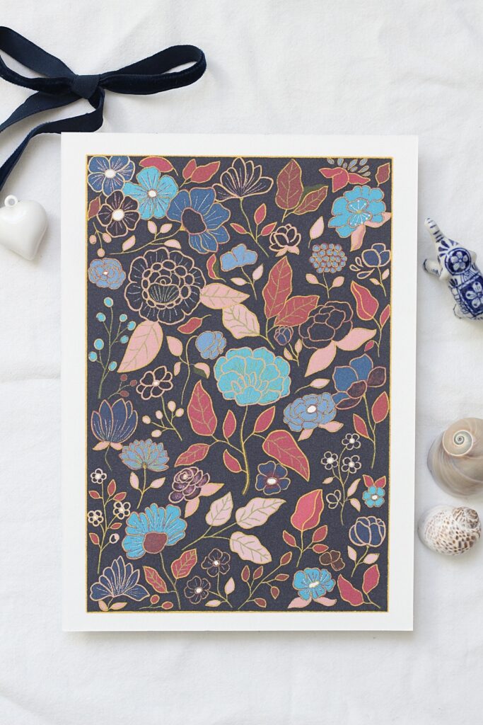 Illustration Hué fleurs bleues